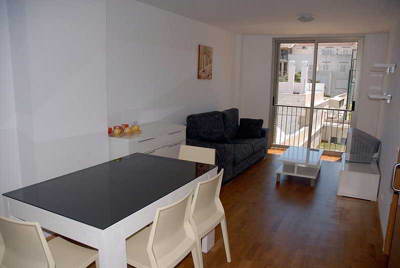 Apartamentos Es Cavall Cala'N Forcat  Buitenkant foto